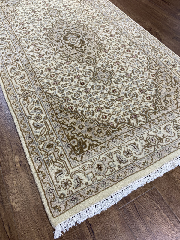 Ковер 0,89х1,64 Indien Tabriz Mahi cream