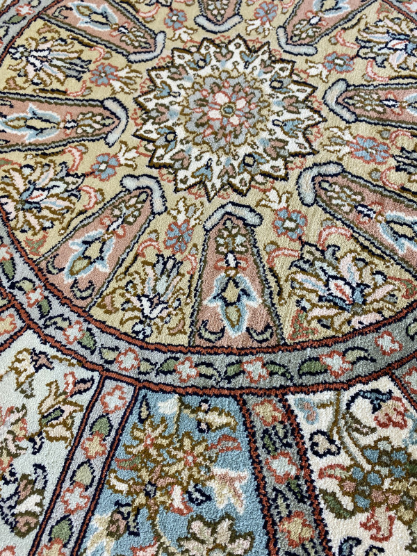 Ковер 1,55х1,59 Kashmir Silk