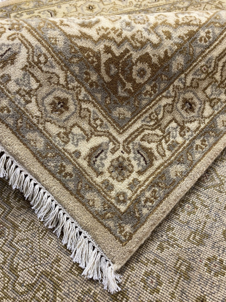 Ковер 0,89х1,60 Indien Tabriz Mahi beige1