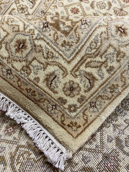 Ковер 0,94х1,59 Indien Tabriz Mahi beige2