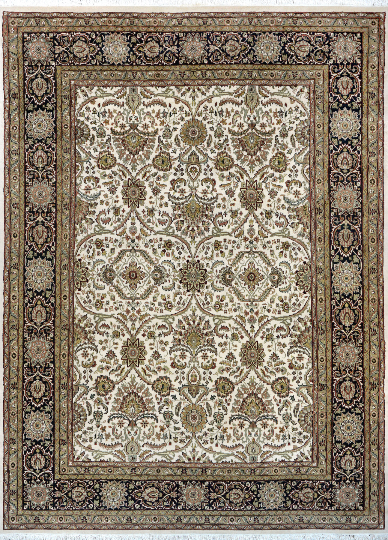 Ковер 2,67х3,61 Indien Keshan beige gold