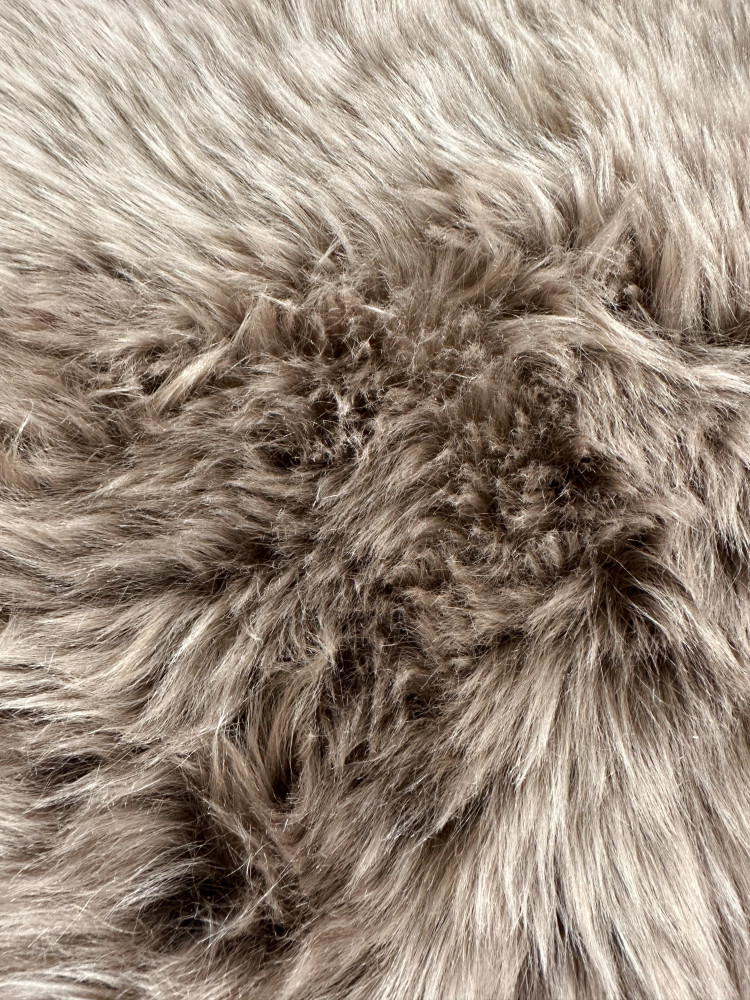 Ковер-шкура 0,60х2,00 Sheepskin light brown 2-шк.