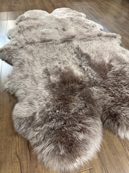 Ковер-шкура 1,10х1,90 Sheepskin light brown 4-шк.
